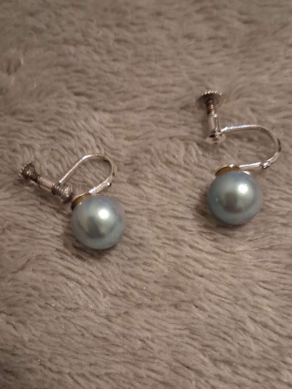 Earrings - Picture 4 of 5